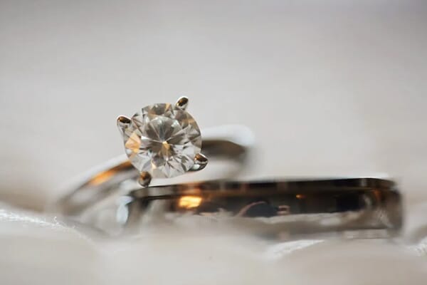 clear jewelry product images
