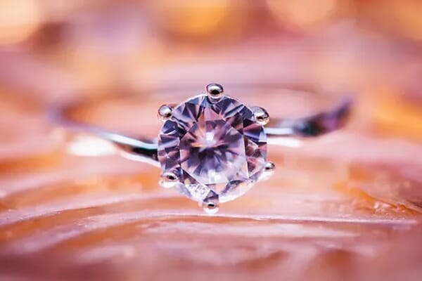how to photograph jewelry for etsy