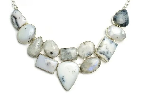 white backdrop for jewelry