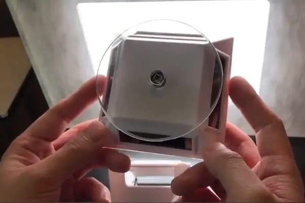 gemlightbox solar turntable display