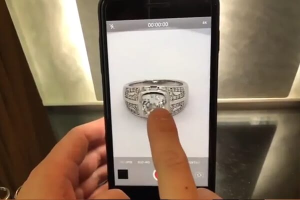 jewelry videos made easy with gemlightbox turntable