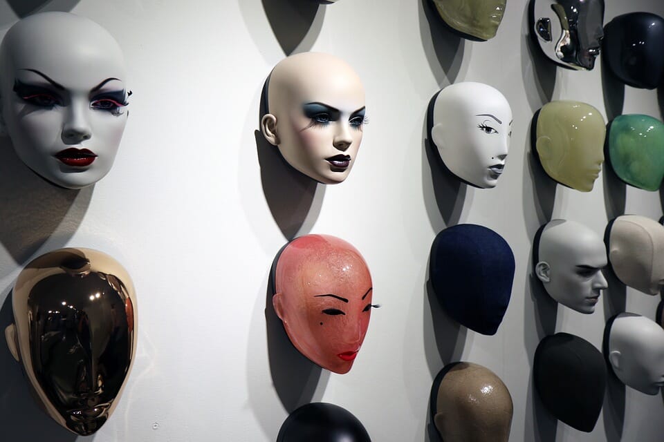 mannequins are creepy
