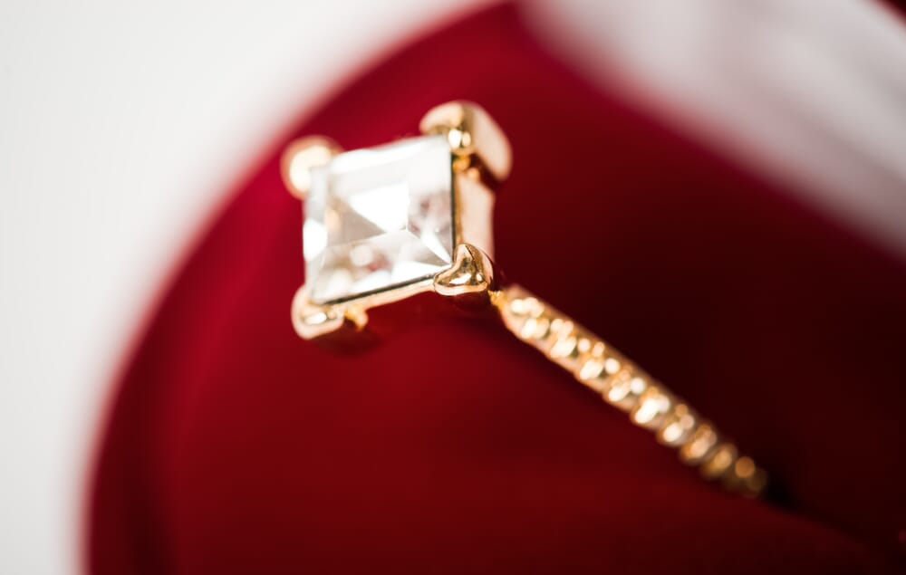 out of focus jewelry images