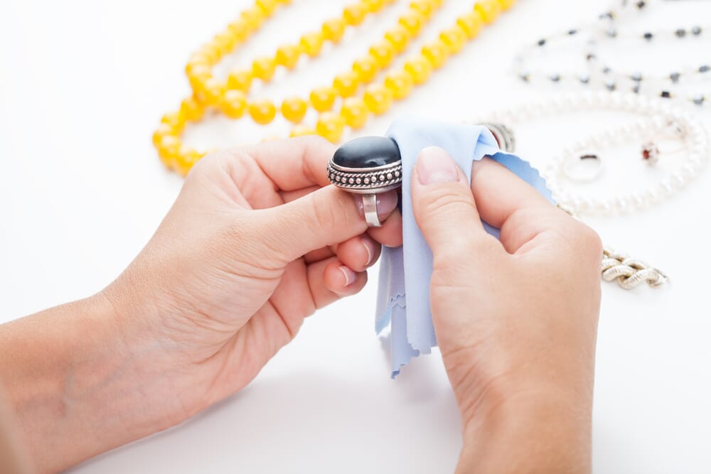 good jewelry photography