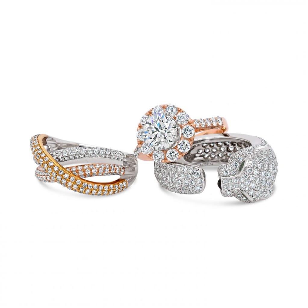 Rings photographed using the GemLightbox and a smartphone - good jewelry photography