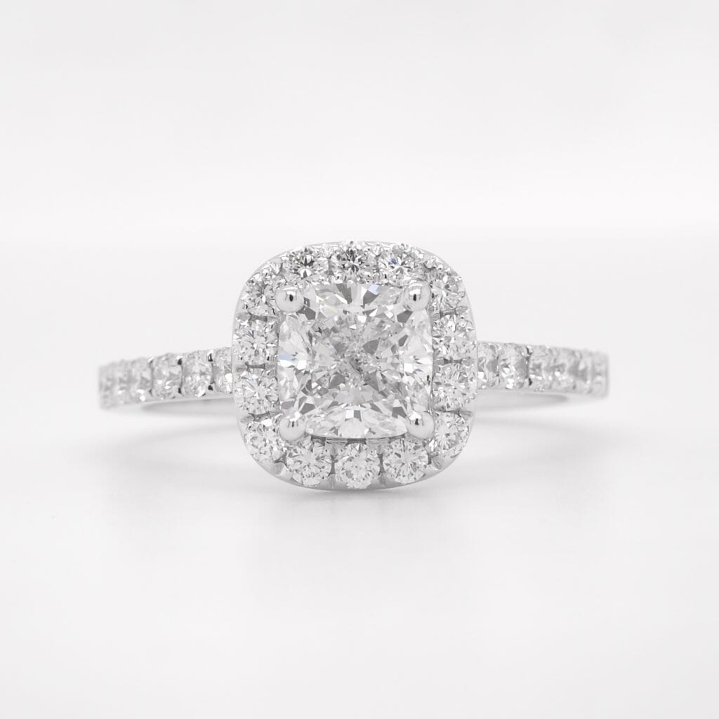 Diamond ring photographed with DSLR