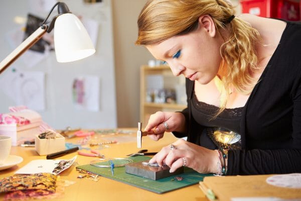 Tips on how to start a jewelry business